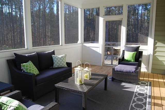 How to Keep Your Sunroom Cool
